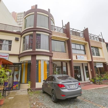 Oyo 759 Royal South Garden Suites 따가이따이 외부 사진