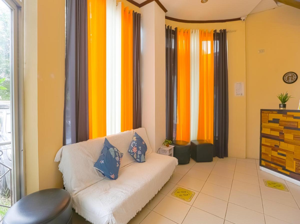 Oyo 759 Royal South Garden Suites 따가이따이 외부 사진