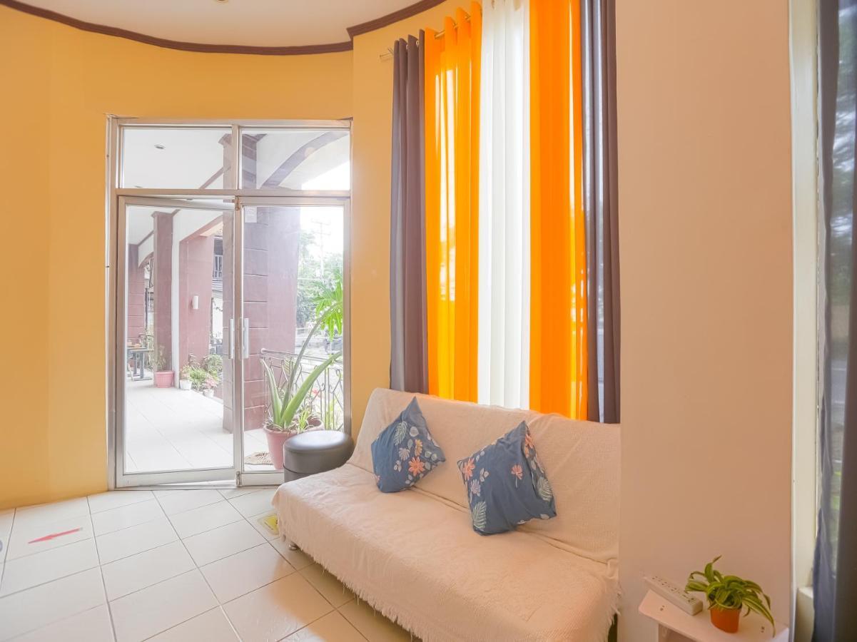 Oyo 759 Royal South Garden Suites 따가이따이 외부 사진